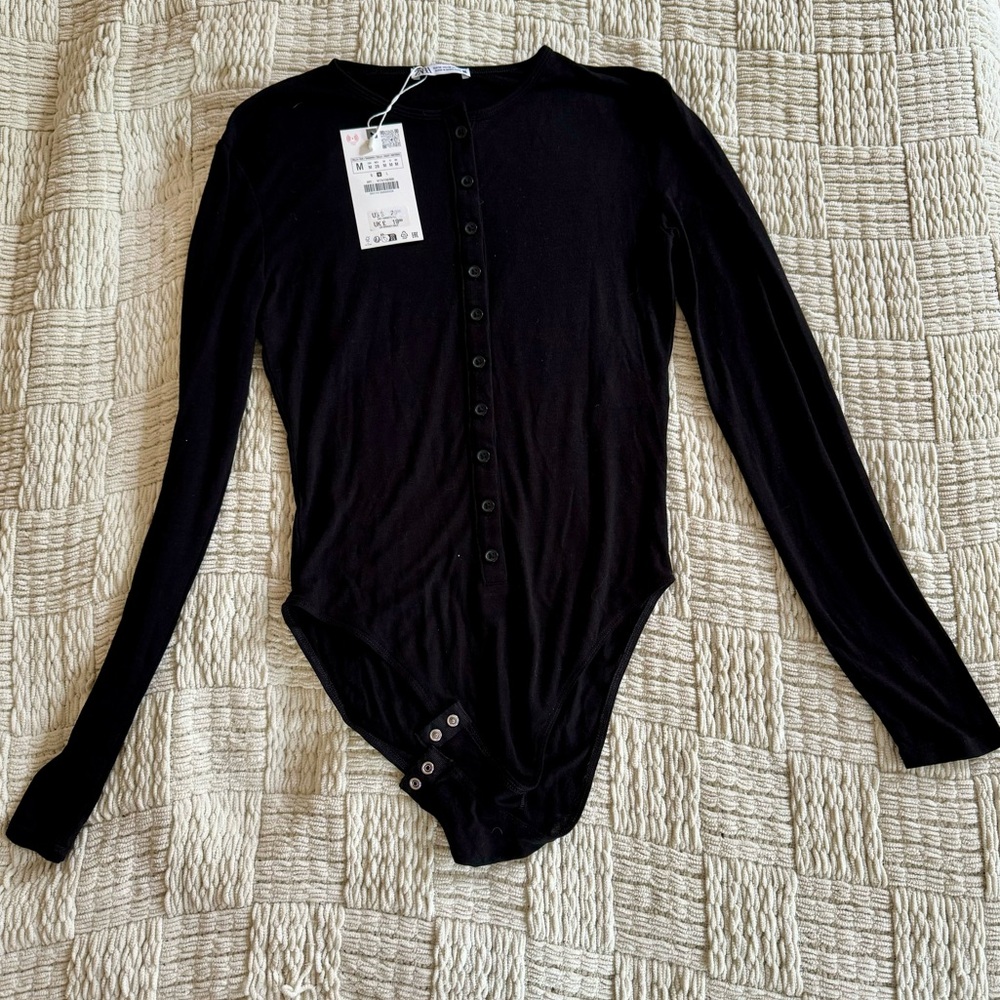 Zara Black Long sleeve Button-Up Bodysuit
